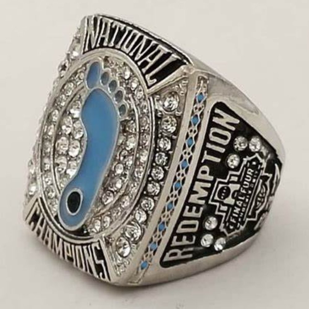 North Carolina Tar Heels Championship Ring... Fast shipping from USA